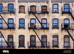 New york tenement building exterior hi-res stock photography and images -  Alamy