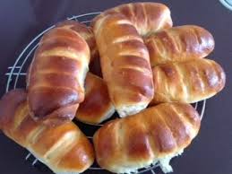 Brioches Au Yaourt Tres Legeres Recettes De Cuisine Recette Brioche Recette