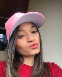 Eloisa Mendes (@ello_marianne) • Instagram photos and videos