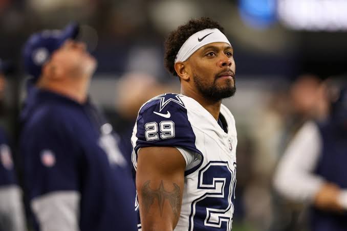 10-year NFL veteran and team captain announces unexpected retirement weeks  before training camp | talkSPORT