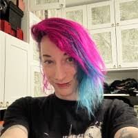 Sadie Burnett's Instagram, Twitter & Facebook