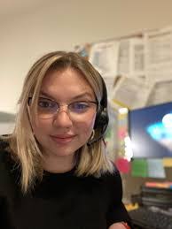 Shana Ely's Instagram, Twitter & Facebook