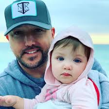 Can't believe this little nugget turned 1 today. Seems like we just brought  her home from the hospital. Happy Birthday Navy Baby. Dada loves you so  much! 🎂 1️⃣