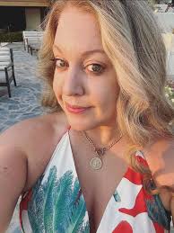 Is Area 15 worth a visit? How long do people usually stay there?