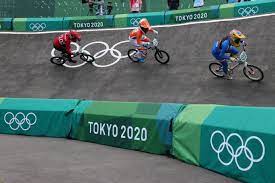 (4x100 estilos), atletismo (4x400) y triatlón, los 800 m. Kffdgc 0kcgtnm