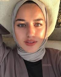 Fashion Teenage Girls Hijab Photography Style Fitness Di 2020 Fotografi Fotografi Potret Gaya Hijab