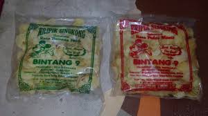 Keripik tette khas pamekasan ini sebenarnya adalah keripik singkong gurih yang bahan dasarnya adalah singkong. Kripik Singkong Bintang 9 Oleh Oleh Khas Sumenep Madura