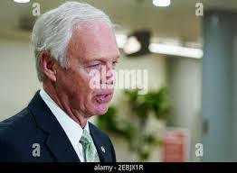 Matthew Pullen's Instagram, Twitter & Facebook