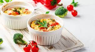 Le verdure al vapore tendono a conservare più nutrienti se cotte al microonde rispetto alla cottura sui fornelli. Come Cucinare Con Il Microonde Ricette Veloci E Sorprendenti