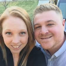 Lindsey Phipps (@phipps_lindsey)