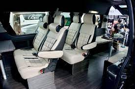 leganceカスタムハイエース ハイエース200系wide 内装 シートカバー アレンジシステムシート セカンドキャンピングテーブル 車中泊ベッドキット j club スーパーカーニバル2016出展車両 ハイエース ハイエース ワイド カスタム 車中泊 ベッド