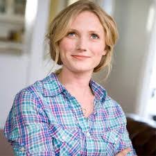 Emily Henderson's Instagram, Twitter & Facebook