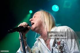 848 Bernie Shaw Photos & High Res Pictures