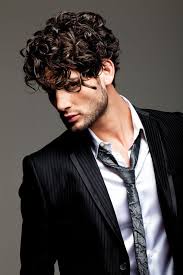 Coupes Homme Cheveux Longs Mi Longs Courts Viadom Coiffure Homme Cheveux Boucles Homme Coupes Cheveux Mi Longs Homme
