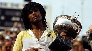 A partir du 3é set jusqu'a la fin du match Yannick Noah Bat Mats Wilander Et Remporte Roland Garros 1983