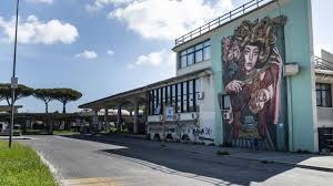 Stazione autolinee latina