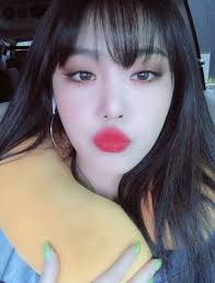 Pin De Armysunflower Em Gidle Soyeon Ideias De Maquiagem Cabelo