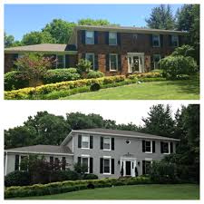 Black And White Brick Paint Painted Brick Gray But I Like The Idea Of White Accents Instead Of Black White Brick Houses House Paint Exterior Painted Brick Exteriors