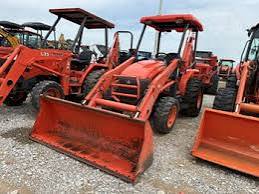 Kubota L39 Backhoe Loader