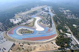 The international airport of le castellet is located between toulon and marseille. Gp Frankreich Le Castellet Umbau Nach Fahrerprotest Formel 1 Speedweek Com