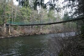This trail is easy, with nice views of the river. Sacramento River Trail Hike Mt Shasta