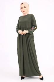 Kollari Nakisli Elbise Vnz1405 Haki Elbise Mankenler Moda Stilleri