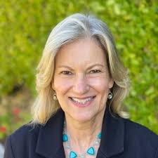 Pleased to share that Diane Comer has been named Kaiser Permanente's Chief  Information Technology Officer. She has served as interim CIO since June  2020 and joined the organization in 2007…