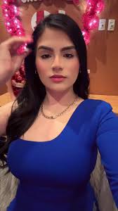 Breanna Navarro's Instagram, Twitter & Facebook