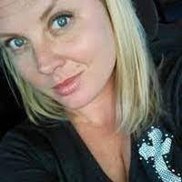 Rachel Sitton's Instagram, Twitter & Facebook