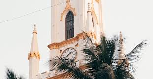 Low-Angle Shot of St Thomas Cathedral ...