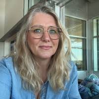 30+ "Elling" profiles