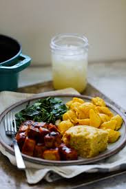 Soul food is a kind of african american cuisine that emphasizes fried, roasted, and boiled food dishes using primarily chicken, pork fat, organ meats, sweet potatoes, corn, and green leafy vegetables. Vegan Southern Soul Bowl Healthyhappylife Com