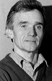 Footless Crow: Sandbagged