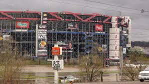 Can i try one of your skirts on? Nascar At Bristol What Time Is Monday S Cup Series Dirt Race