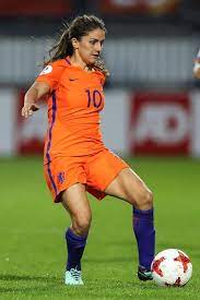 Danielle Van De Donk Photostream Women S Soccer Football Girls Soccer Girl