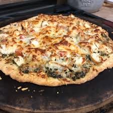 Chicken Pesto Pizza Recipe In 2020 Chicken Pesto Pizza Pesto Pizza Pesto Chicken