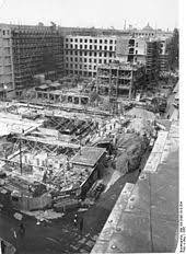 Über 220 jahre südwestdeutscher geschichte werden in zahlreichen ausstellungsstücken lebendig. Detlev Rohwedder Haus Wikipedia