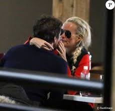 Laeticia hallyday news, gossip, photos of laeticia hallyday, biography, laeticia hallyday laeticia hallyday and johnny hallyday were married for 21 years before johnny hallyday died, leaving. Laeticia Hallyday Mot D Amour De Pascal Balland Pour Ses 45 Ans Purepeople