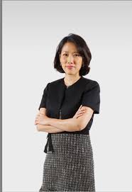 Tổng giám đốc cty nguyễn kim, ông phạm nhật vinh ra nước ngoài, vì vậy cơ quan csđt công an tphcm ngoài truy nã trong nước, kiến nghị truy nã quốc tế, còn có quyết định tách hành vi của phạm nhật vinh ra khỏi vụ án, ra quyết định tạm đình chỉ điều tra bị can đối với phạm nhật vinh, khi. Tan Tá»•ng Giam Ä'á»'c NgÆ°á»i Thai á»Ÿ Ä'iá»‡n May Nguyá»…n Kim La Ai