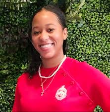 🎓💐 Congratulations, Soror Minor💐🎓 The Charleston-Institute Alumnae  Chapter is beaming with pride as we celebrate our phenomenal soror, Julia  Minor,