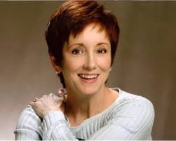 Pamela Sousa's Instagram, Twitter & Facebook