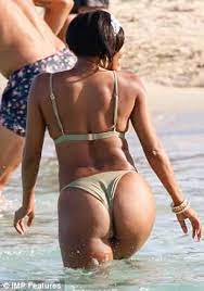 Gabrielle union reveals why her and dwyane wade's kids want her to stay home. Gabrielle Union Shows Off Her Enviably Figure In Ibiza Daily Mail Online