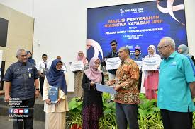 Surat rekomendasi dari imam mukim bahwa yang bersangkutan. Pelajar Pascasiswazah Terima Biasiswa Yayasan Ump Ump News