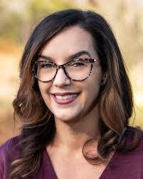 Samara Grant's Instagram, Twitter & Facebook