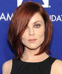 Anna Nalick Medium Straight Layered Dark Auburn Red Bob Haircut Medium Hair Styles Medium Red Hair Medium Length Hair Styles