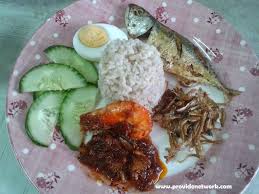 Macam mana cara buat nasi lemak nak bagi jadi elok aja kejadiannya ya?. Resepi Nasi Lemak Mudah Disediakan Sedap Hingga Licin Sepinggan