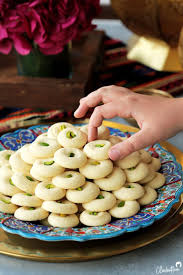 The Perfect Ghorayeba Cleobuttera Recipe Recipes Food Arabic Sweets Recipes