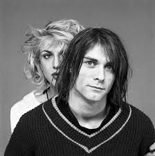 Kurt In My Dad S Sweater And Courtney Courtney Love Kurt Cobain Kurt And Courtney Courtney Love
