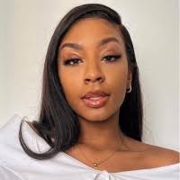 100+ perfiles de «Moncrieffe»