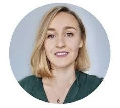 Sandra Vivar's Instagram, Twitter & Facebook